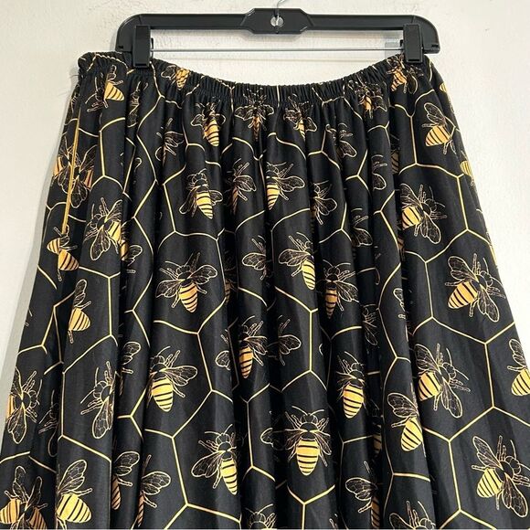 Maya Kern Bee Print Circle Midi Skirt Plus Size 6XL - Picture 5 of 10